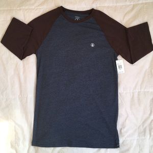 Volcom half sleeve shirt